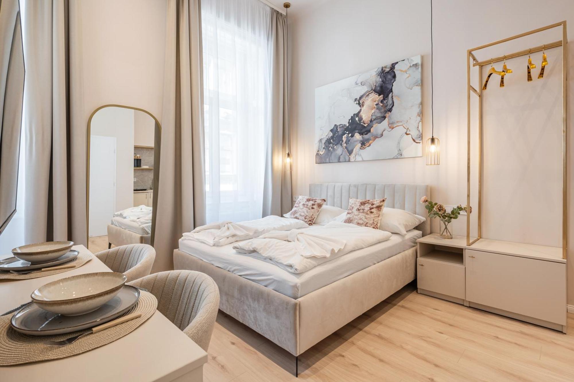 W30 - Wesselenyi Charming Apartment - Best Location By Bqa Budapest Kültér fotó