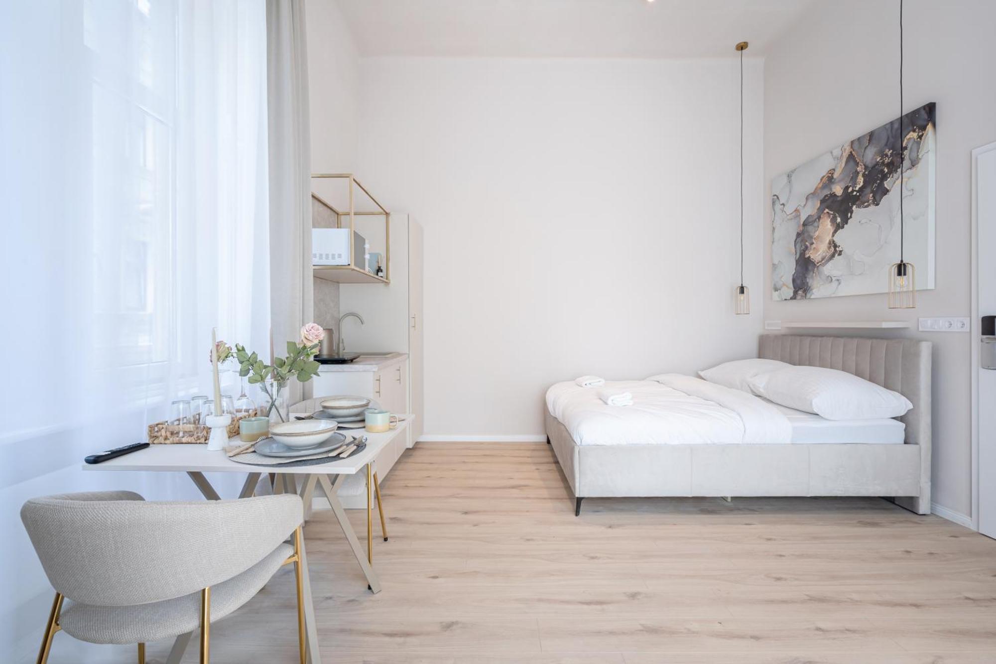 W30 - Wesselenyi Charming Apartment - Best Location By Bqa Budapest Kültér fotó